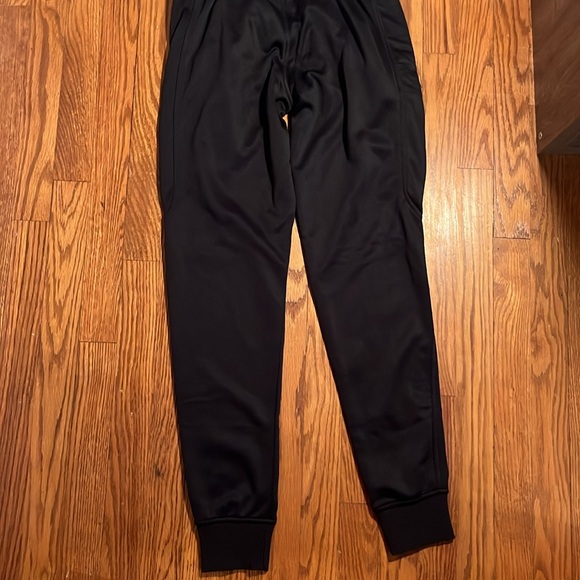 Under Armour Black sweatpants joggers - Picture 4 of 5